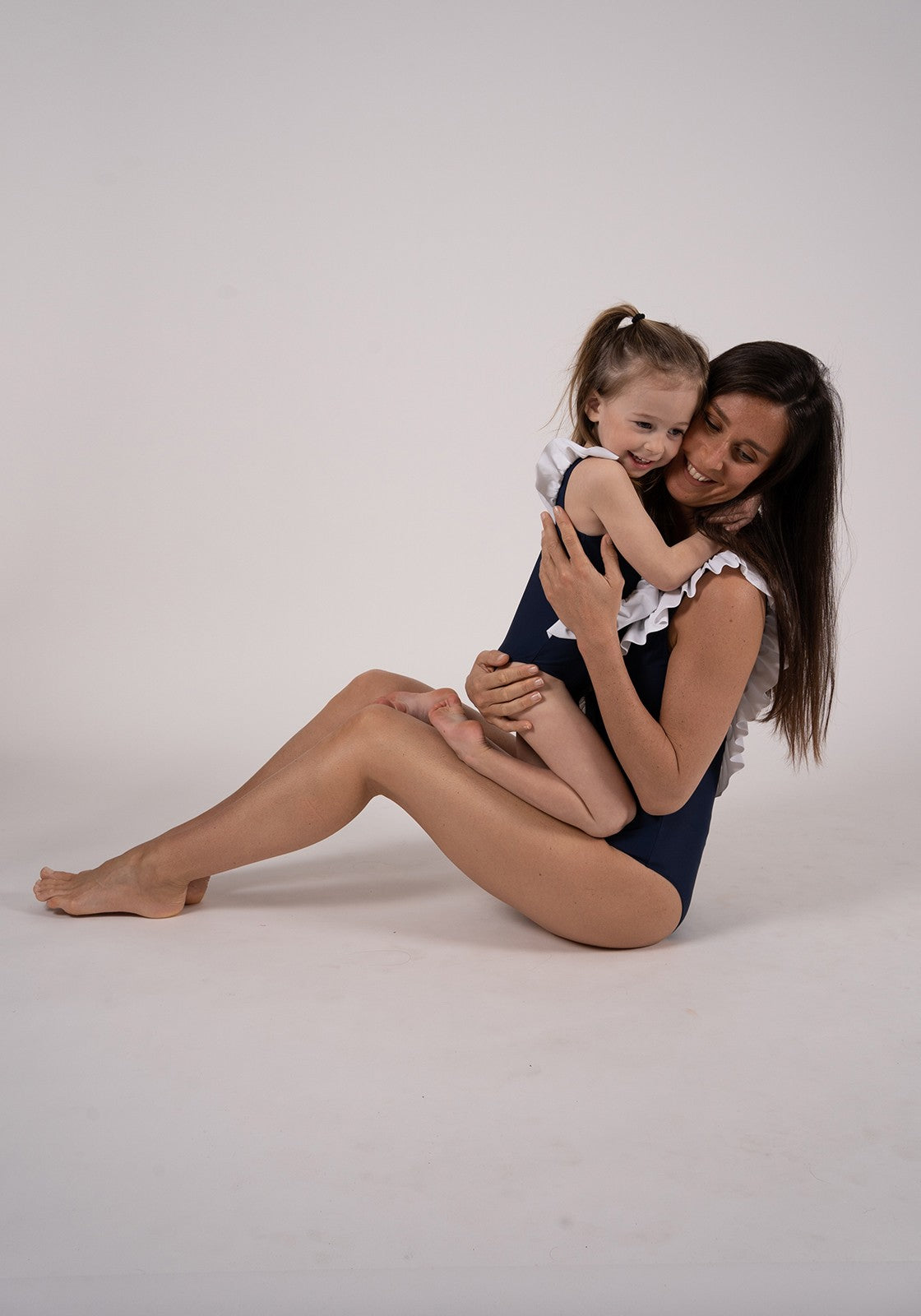 Maillot une pièce JULIA enfant – Bleu marine & Blanc