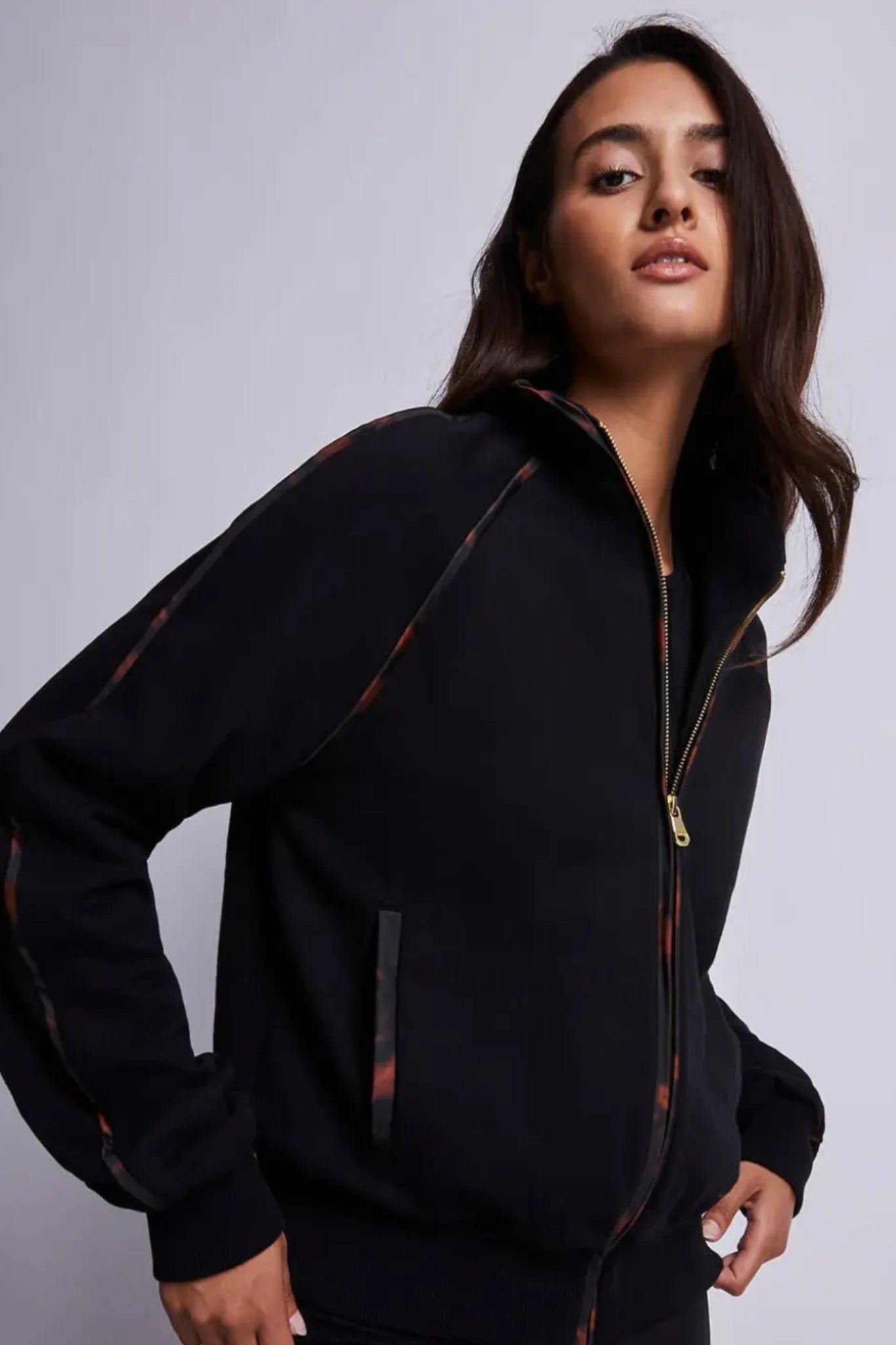 SWEAT NOIR